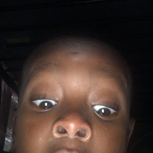 Meet your Posher, Larisha